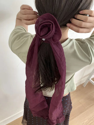 Lia Rose Brooch See-through Wrinkle Long Scarf
