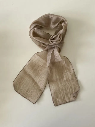 Lia Rose Brooch See-through Wrinkle Long Scarf