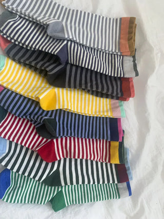 Atomy Stripe Pattern Color Block Socks