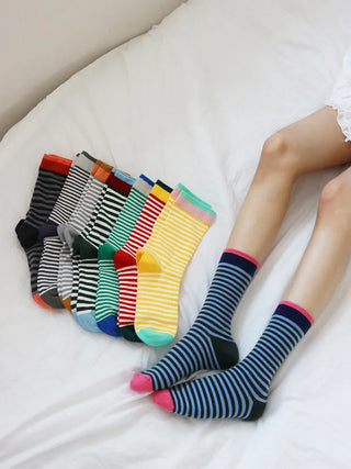 Atomy Stripe Pattern Color Block Socks