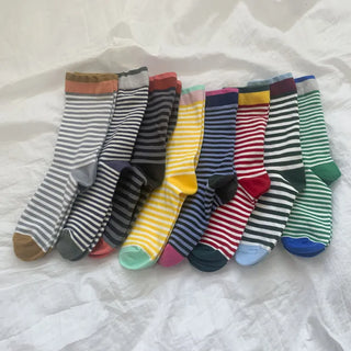 Atomy Stripe Pattern Color Block Socks