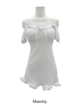 White Frill Punching Two-Piece Off-Shoulder Short-Sleeve One-Piece Swimsuit
