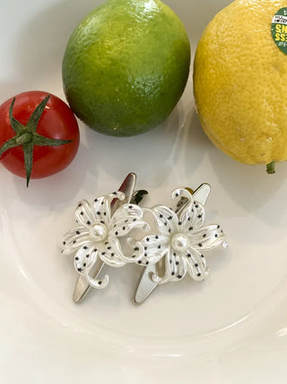 Pulse Star Dot Pearl Flower Metal Claw Hairpin