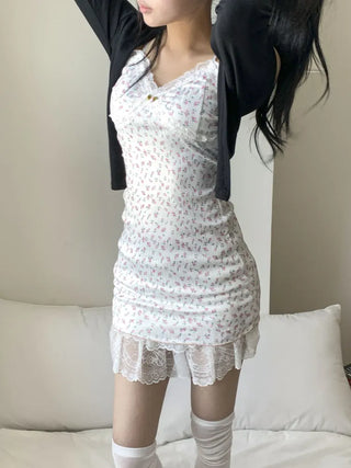 Lace Layered Pattern See-through Built-in Cup Sleeveless Bralette Sleeveless Top Collection