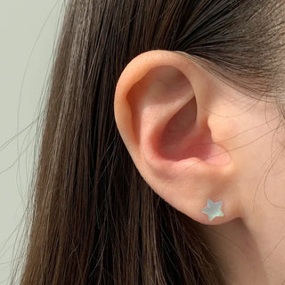 Aurora Silicone Stud Heart Moon Star Hologram Clip-on Earrings 3 Types