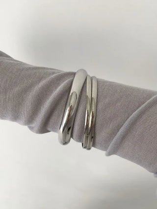 Hot Summer Metal Curved Bold Twist One-Touch Open Bangle Bracelet Collection