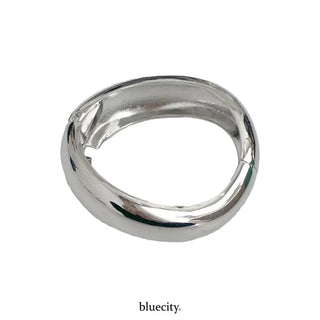 Hot Summer Metal Curved Bold Twist One-Touch Open Bangle Bracelet Collection