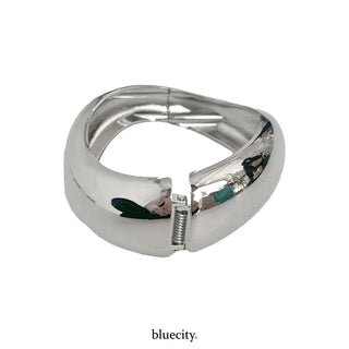 Hot Summer Metal Curved Bold Twist One-Touch Open Bangle Bracelet Collection