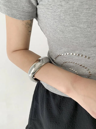 Hot Summer Metal Curved Bold Twist One-Touch Open Bangle Bracelet Collection
