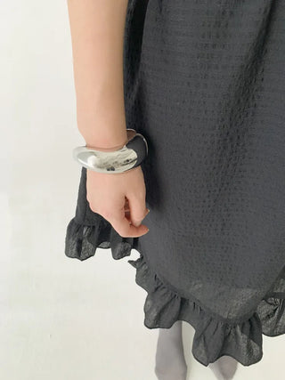 Hot Summer Metal Curved Bold Twist One-Touch Open Bangle Bracelet Collection