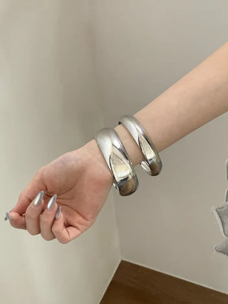Hot Summer Metal Curved Bold Twist One-Touch Open Bangle Bracelet Collection