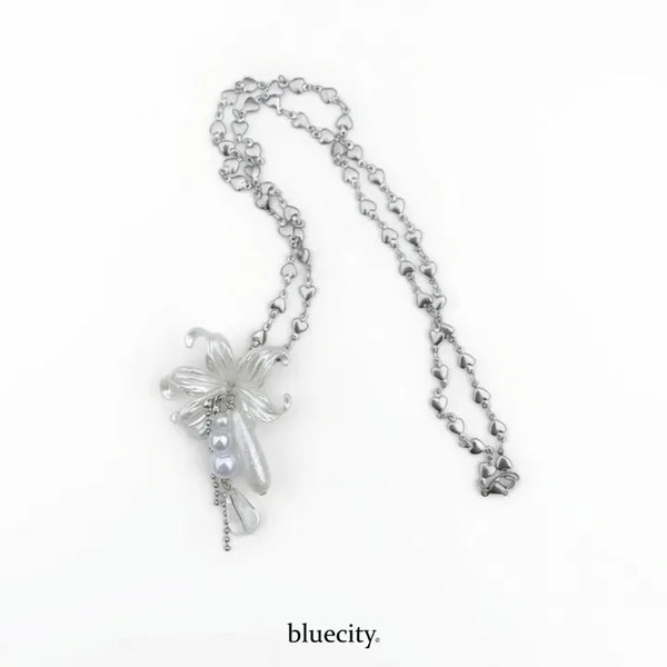 Lily Heart Flower Chain Drop Bold Bead Necklace