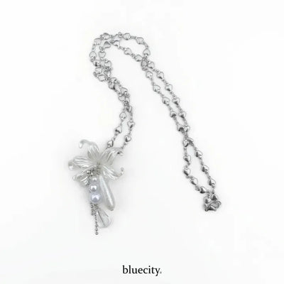 Lily Heart Flower Chain Drop Bold Bead Necklace
