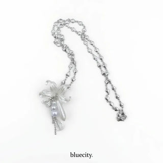 Lily Heart Flower Chain Drop Bold Bead Necklace