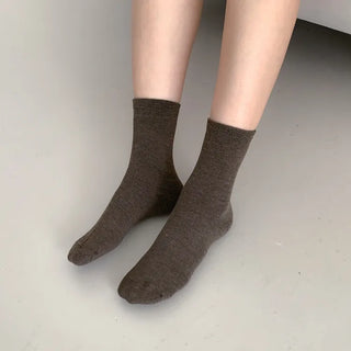 Standard Plain Daily Long Mid-Length Socks