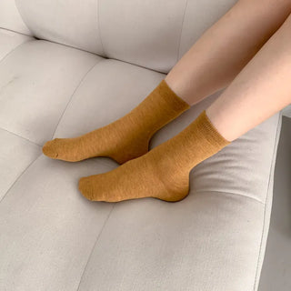 Standard Plain Daily Long Mid-Length Socks