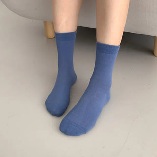 Standard Plain Daily Long Mid-Length Socks