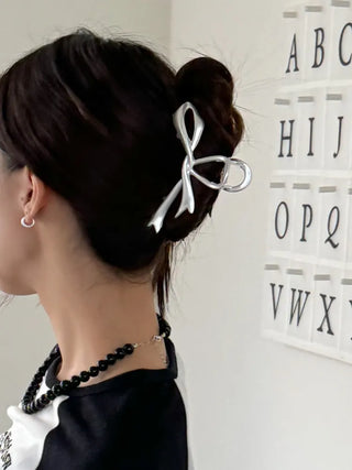 Shaking Metal Twist Hair Clip