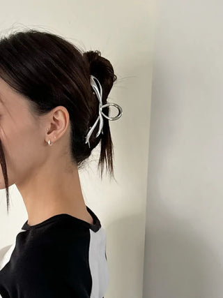 Shaking Metal Twist Hair Clip