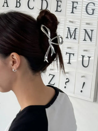 Shaking Metal Twist Hair Clip