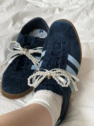Pearl Ribbon Sneaker Charm Keyring Dubrae Shoe Decorator 3 Sizes