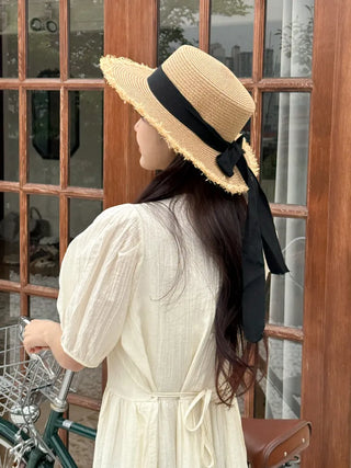 Feathery Ribbon Boater Hat Resort Rattan Summer Straw Hat