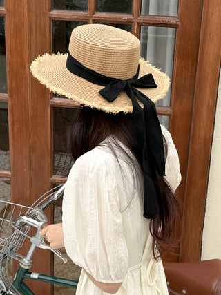 Feathery Ribbon Boater Hat Resort Rattan Summer Straw Hat