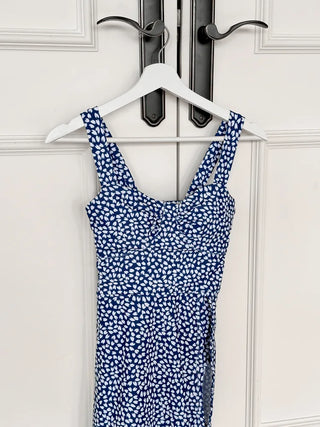 Pluck Pattern Hat Body-Covering One-Piece Swimsuit