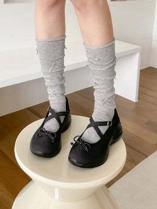 Enjoy Mini Ribbon See-through Pleated Warmer Long Socks