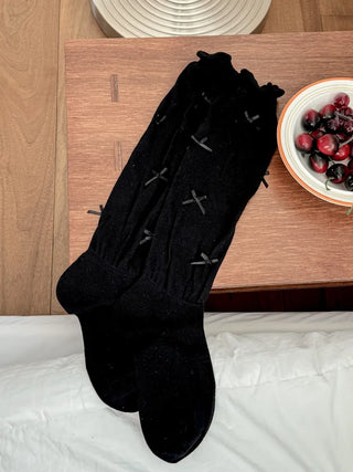Enjoy Mini Ribbon See-through Pleated Warmer Long Socks