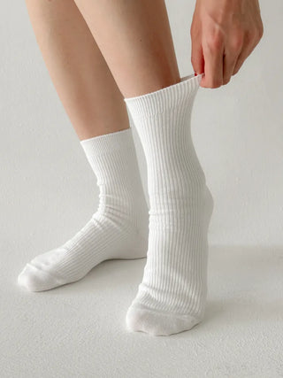 Firm, non-slip, stretchy long knee socks in