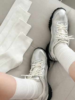 Firm, non-slip, stretchy long knee socks in