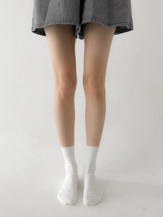 Firm, non-slip, stretchy long knee socks in