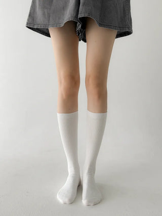 Firm, non-slip, stretchy long knee socks in