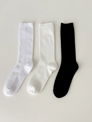 Firm, non-slip, stretchy long knee socks in