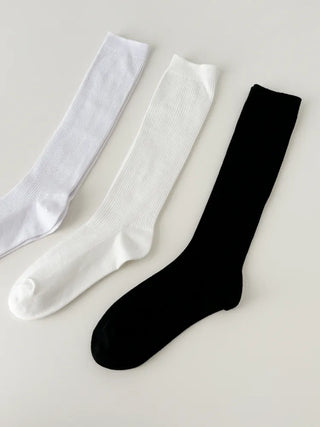 Firm, non-slip, stretchy long knee socks in