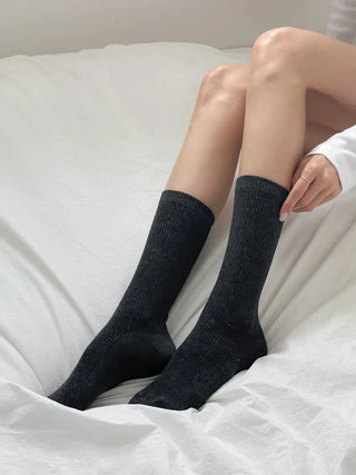 Eight Ribbed Daily Simple All-Season Mid-Length Socks Set