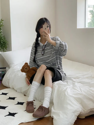 Deli Basic Ribbed Plain Color Knee-Long Socks