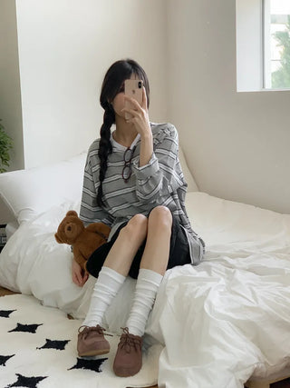 Deli Basic Ribbed Plain Color Knee-Long Socks