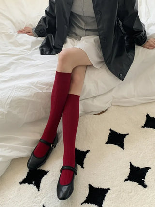 Deli Basic Ribbed Plain Color Knee-Long Socks
