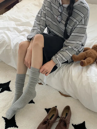 Deli Basic Ribbed Plain Color Knee-Long Socks
