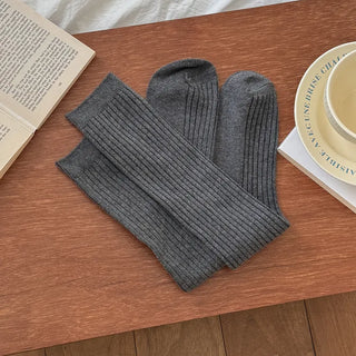 Deli Basic Ribbed Plain Color Knee-Long Socks