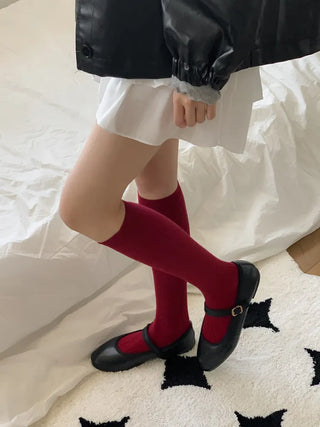 Deli Basic Ribbed Plain Color Knee-Long Socks