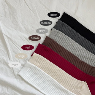 Deli Basic Ribbed Plain Color Knee-Long Socks