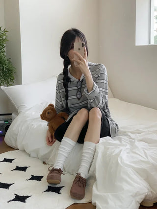 Deli Basic Ribbed Plain Color Knee-Long Socks