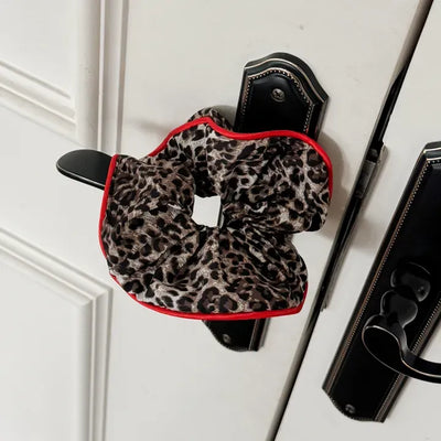Lady's Pao Scrunchie Leopard Print Hair Tie Scrunchie
