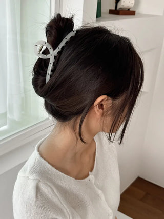 Dot Type Half-Up Hair Clip