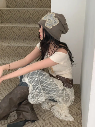 Vintage Big Ribbon Patch Long Beanie Hat