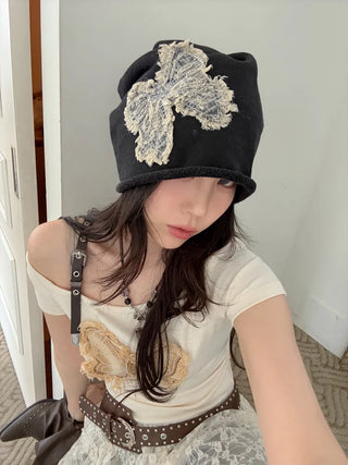 Vintage Big Ribbon Patch Long Beanie Hat
