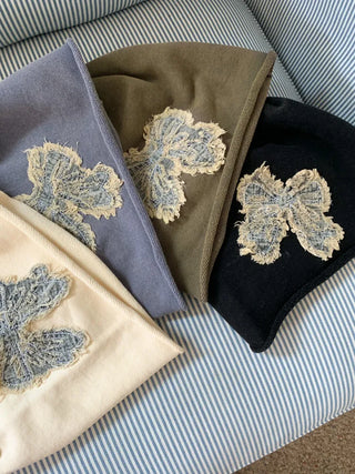 Vintage Big Ribbon Patch Long Beanie Hat